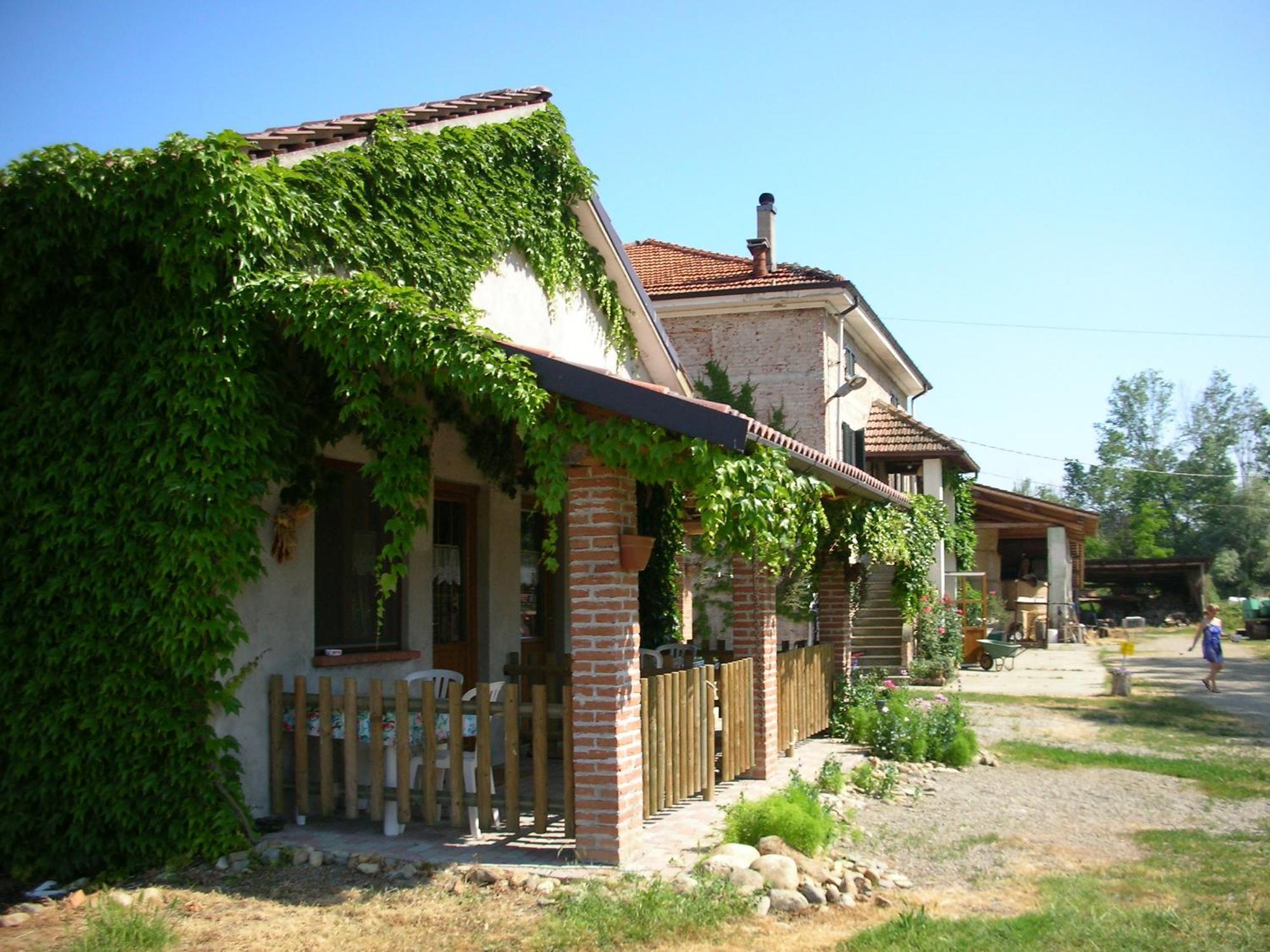 Cascina Beneficio Villa Castelnuovo Bormida Екстериор снимка